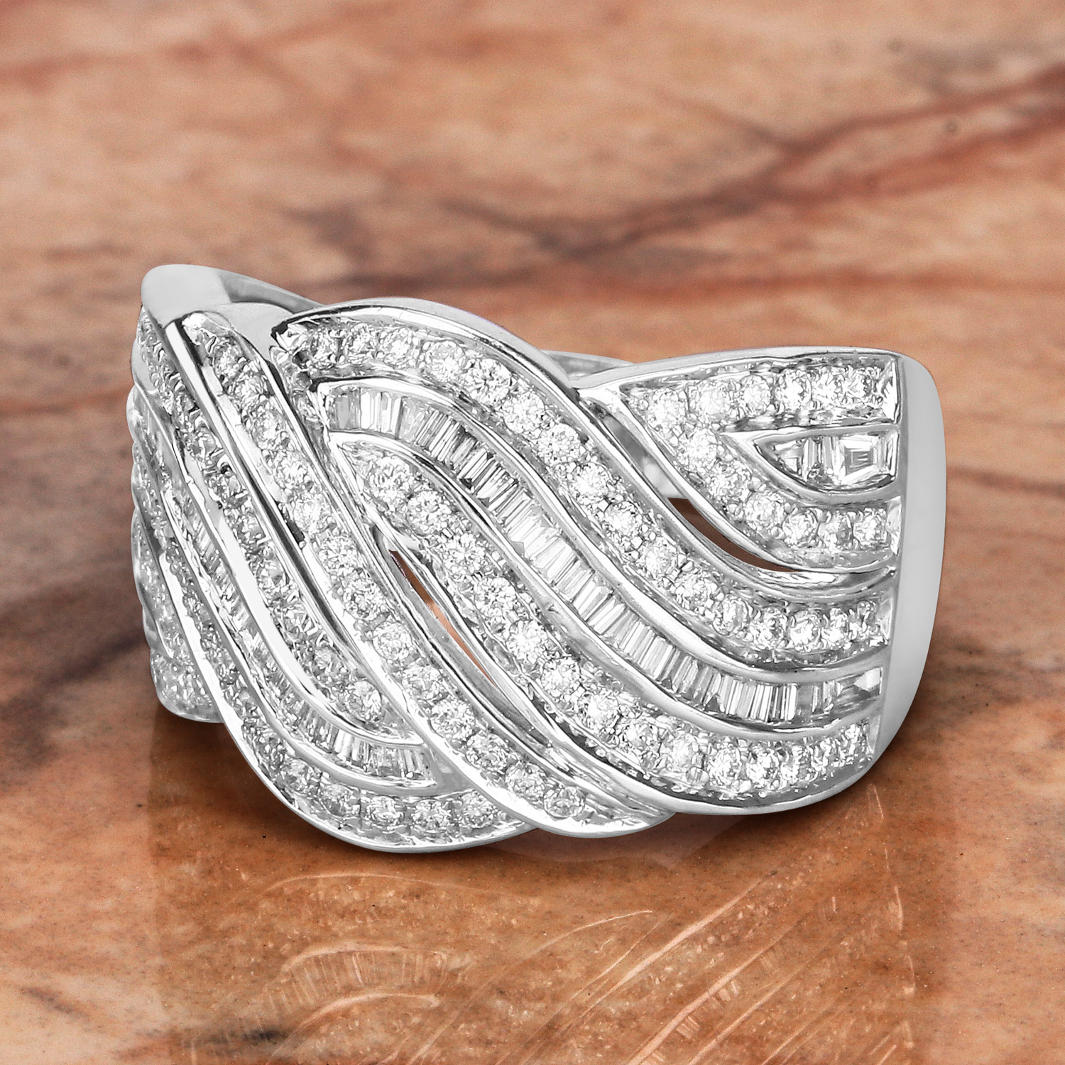 0.91 Carat Genuine White Diamond 14K White Gold Ring (E-F Color, SI1-SI2 Clarity)