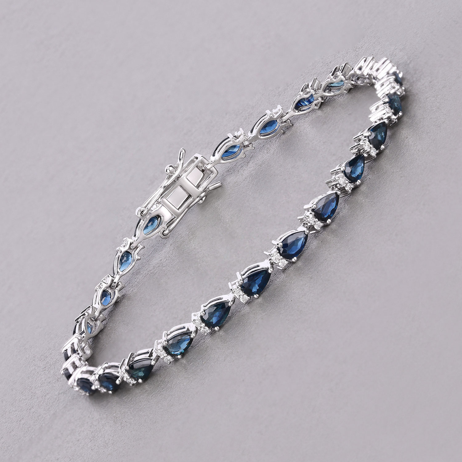 5.40 Carat Genuine Blue Sapphire and White Diamond 14K White Gold Bracelet