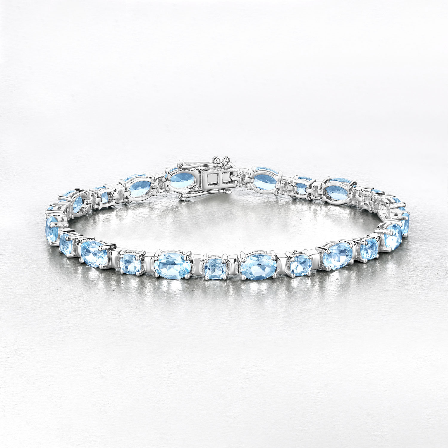 15.36 Carat Genuine Blue Topaz .925 Sterling Silver Bracelet