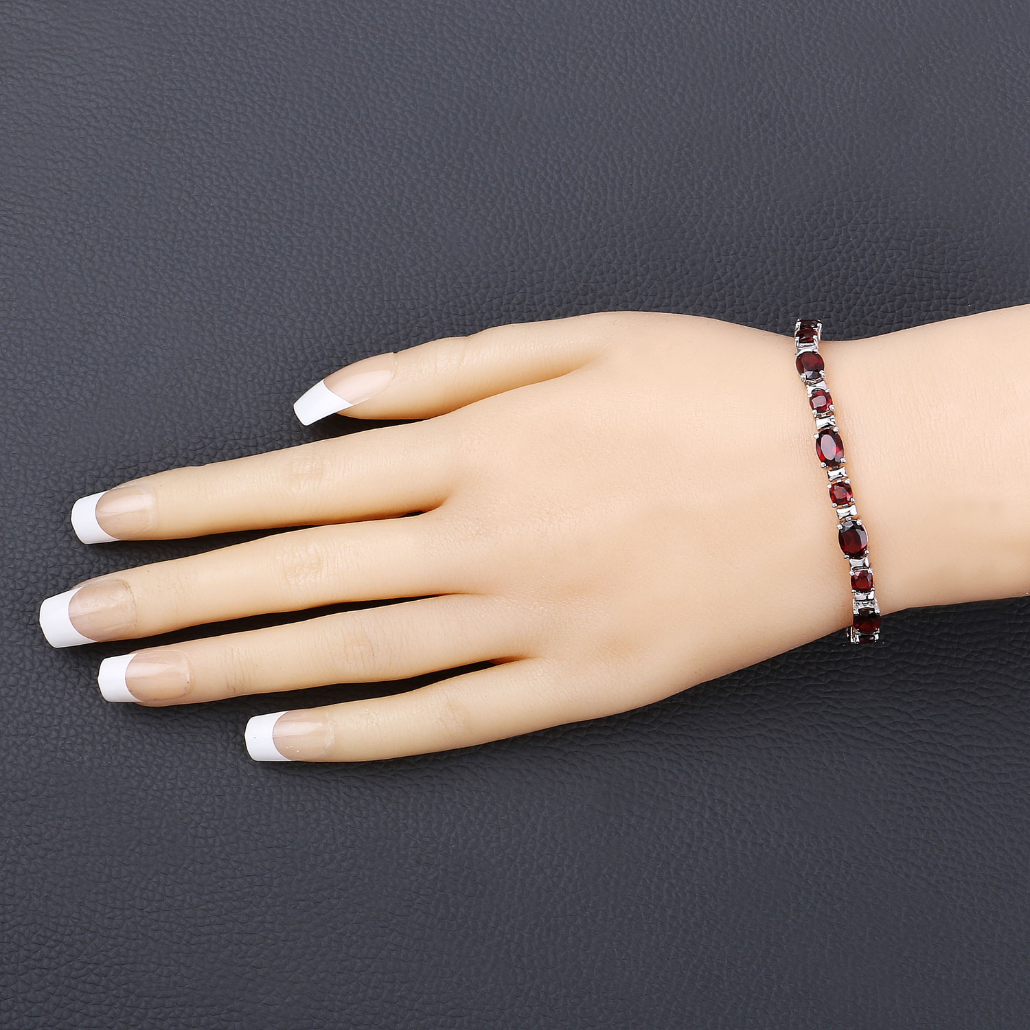 13.83 Carat Genuine Garnet .925 Sterling Silver Bracelet