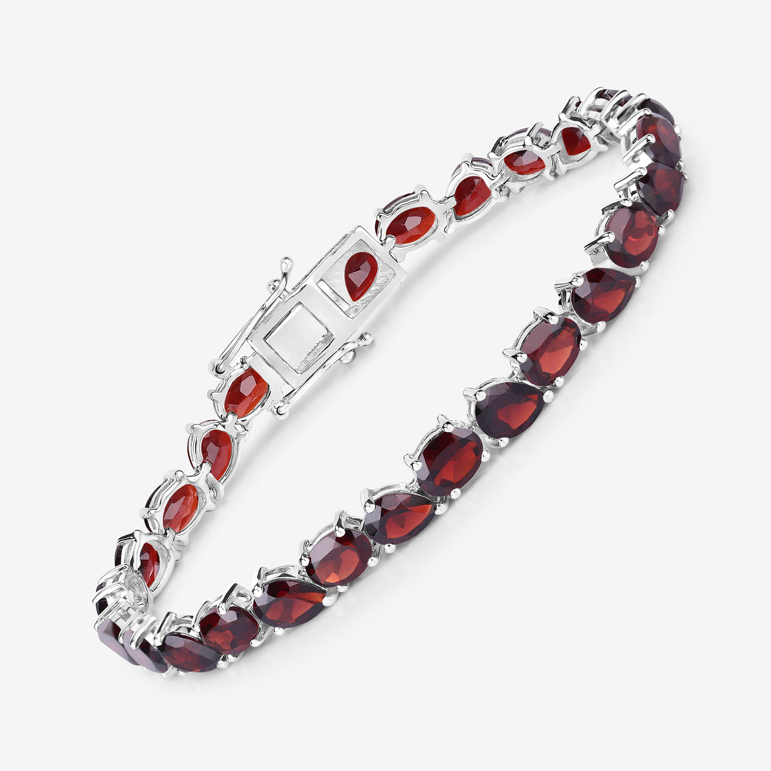 22.17 Carat Genuine Garnet .925 Sterling Silver Bracelet