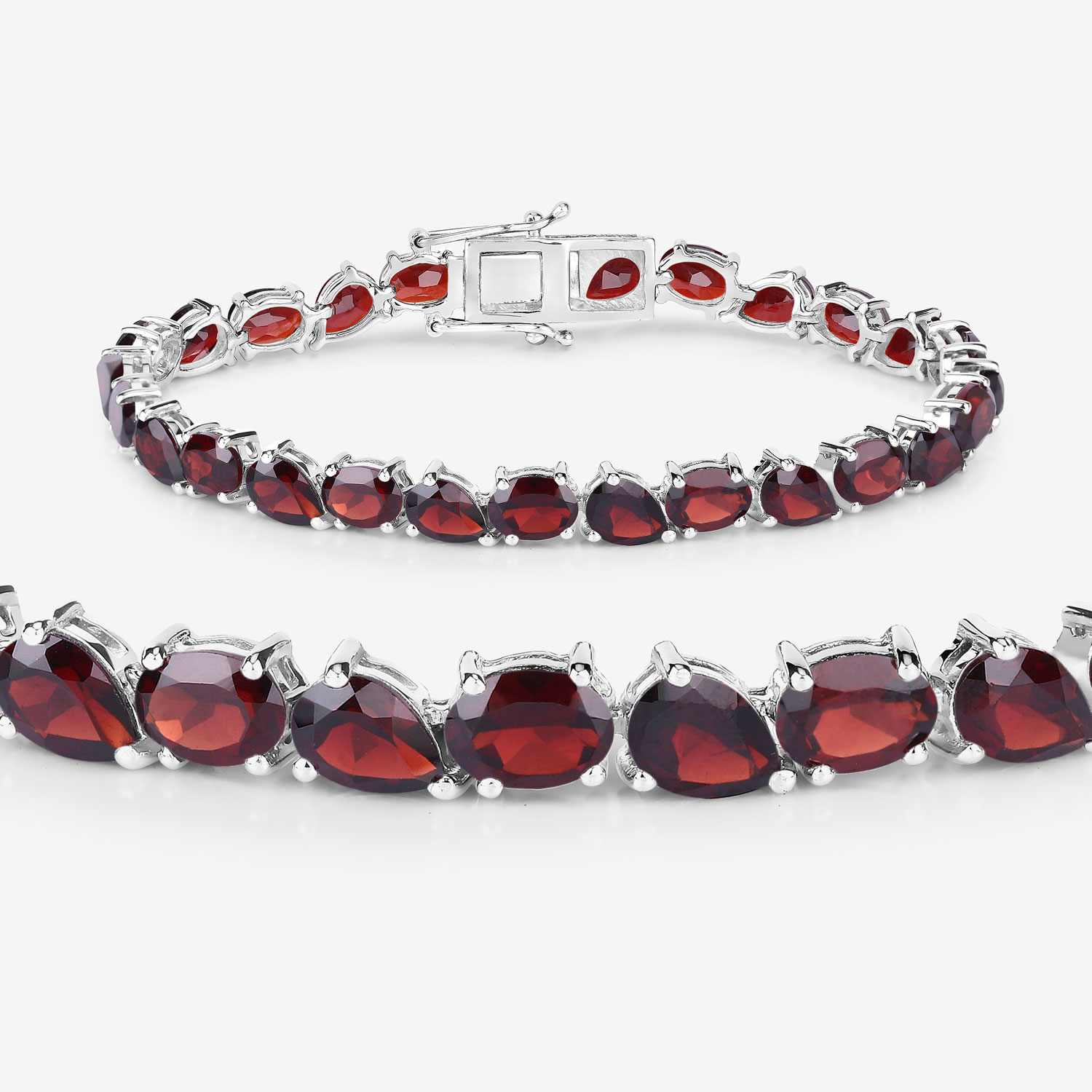 22.17 Carat Genuine Garnet .925 Sterling Silver Bracelet