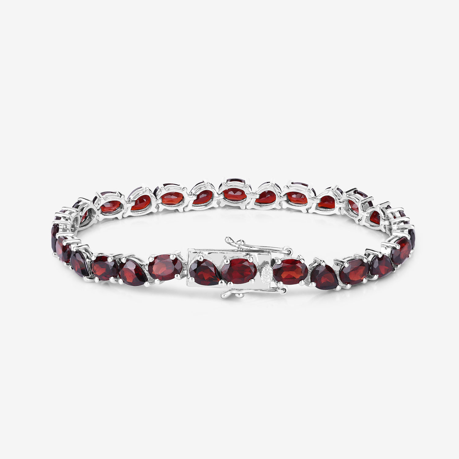 22.17 Carat Genuine Garnet .925 Sterling Silver Bracelet