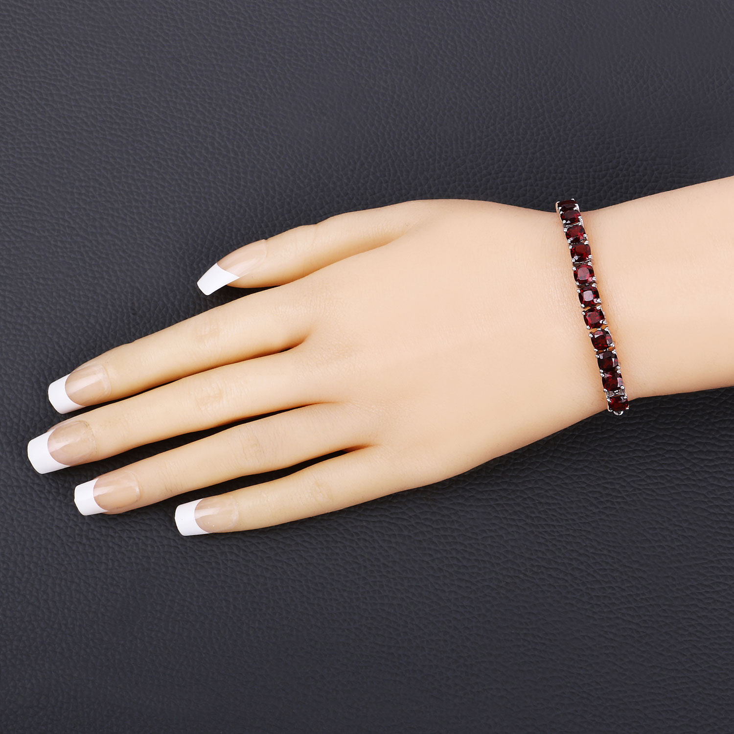 7.37 Carat Genuine Garnet .925 Sterling Silver Bracelet