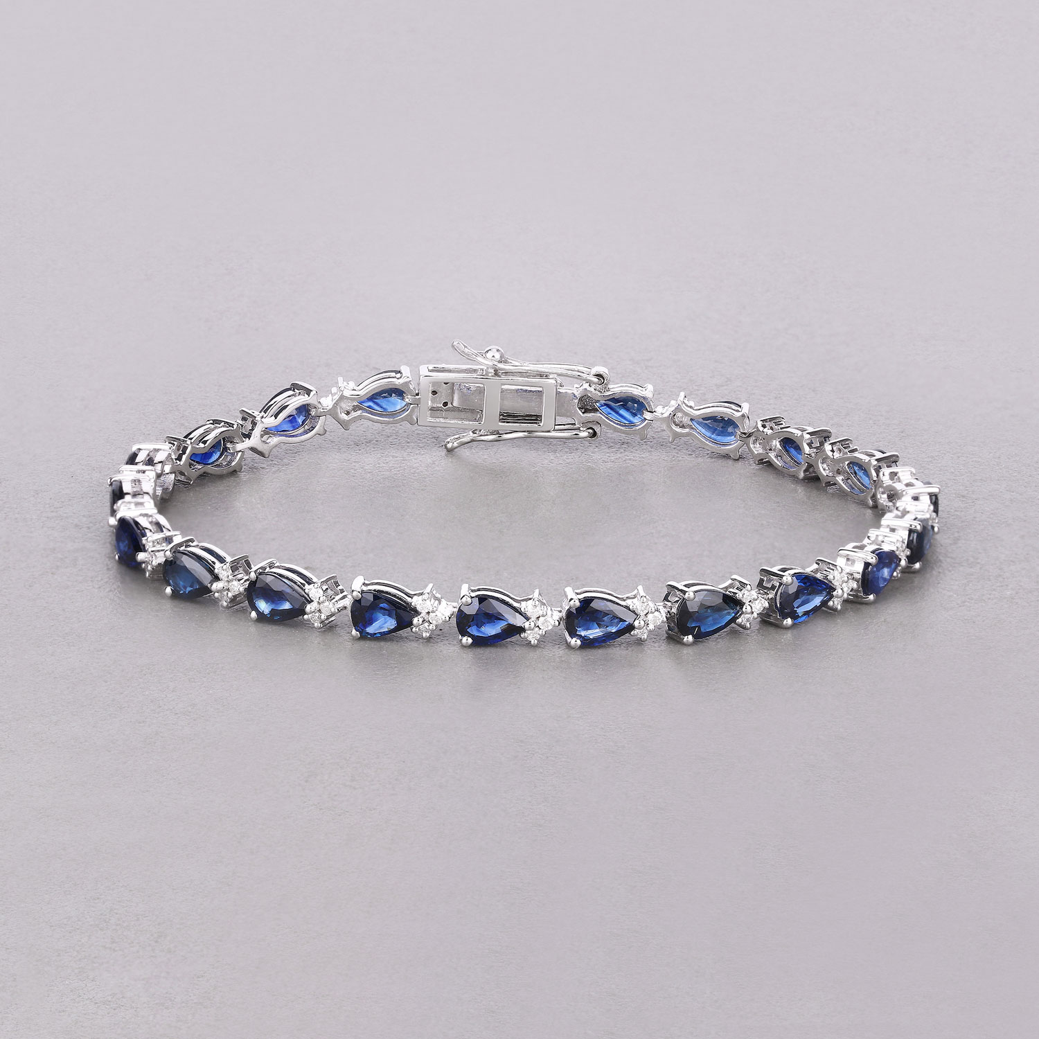 9.32 Carat Genuine Blue Sapphire and White Diamond 14K White Gold Bracelet