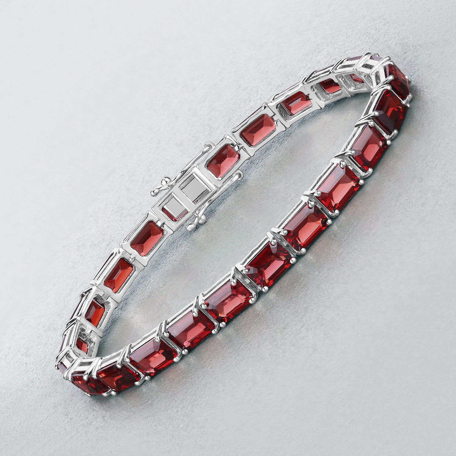 27.60 Carat Genuine Garnet .925 Sterling Silver Bracelet