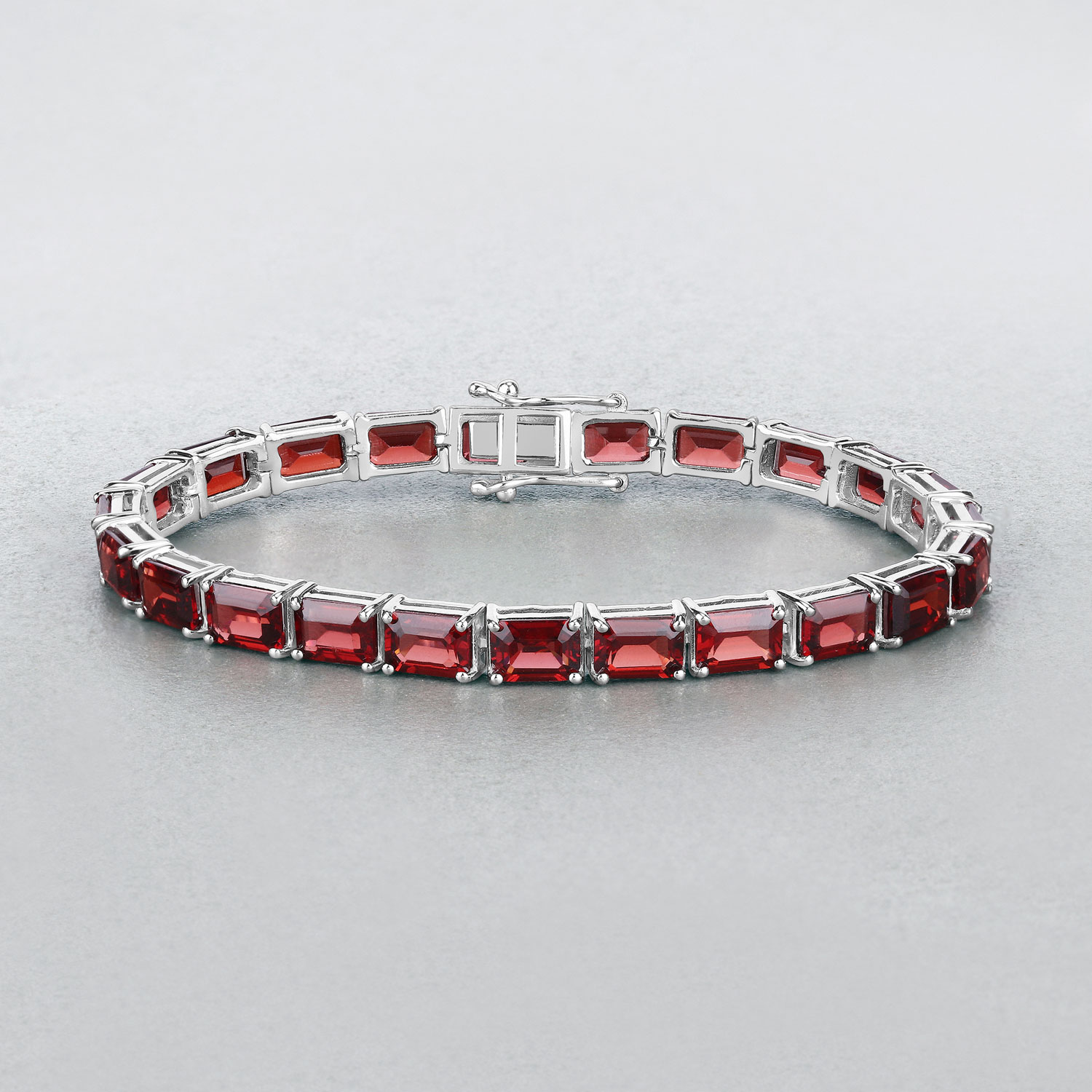 27.60 Carat Genuine Garnet .925 Sterling Silver Bracelet