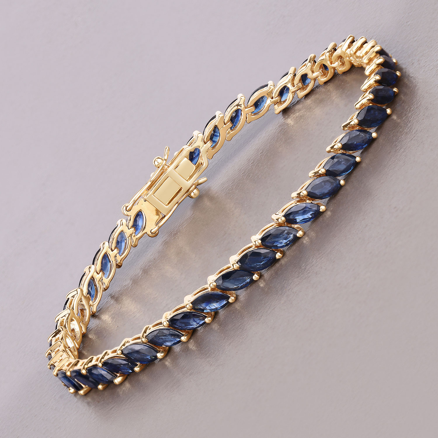 12.71 Carat Genuine Blue Sapphire 10K Yellow Gold Bracelet