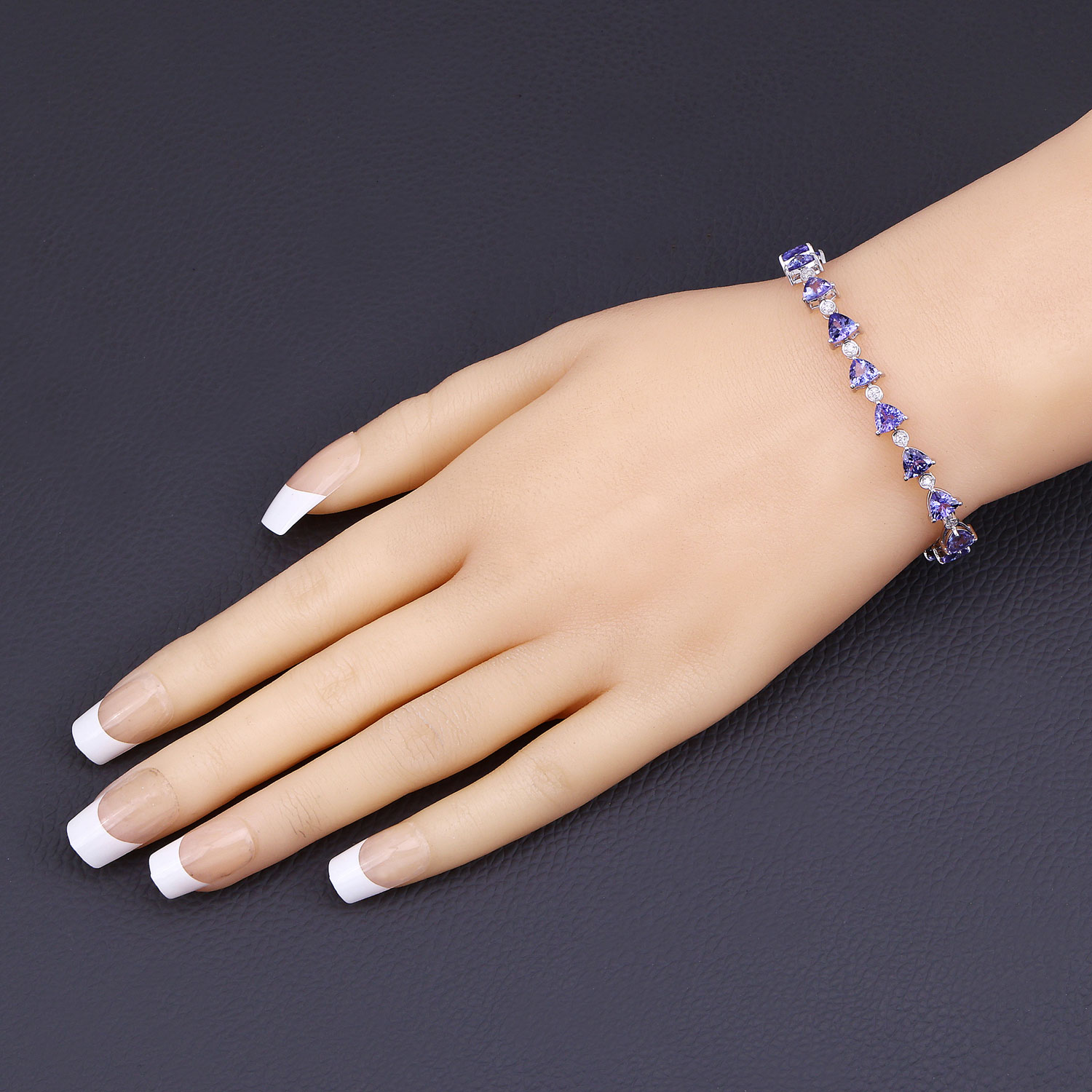 9.24 Carat Genuine Tanzanite and White Diamond 14K White Gold Bracelet