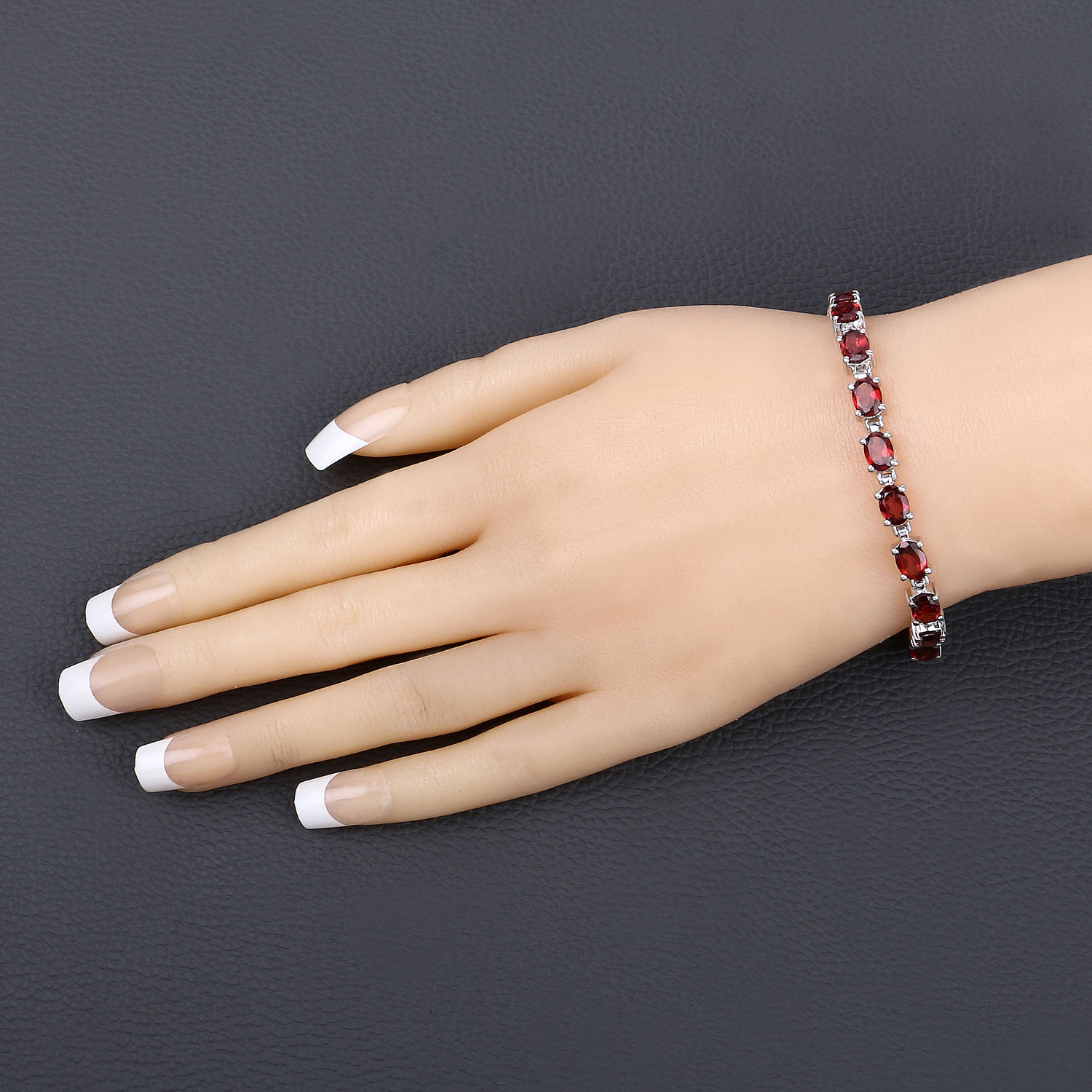 15.30 Carat Genuine Garnet .925 Sterling Silver Bracelet