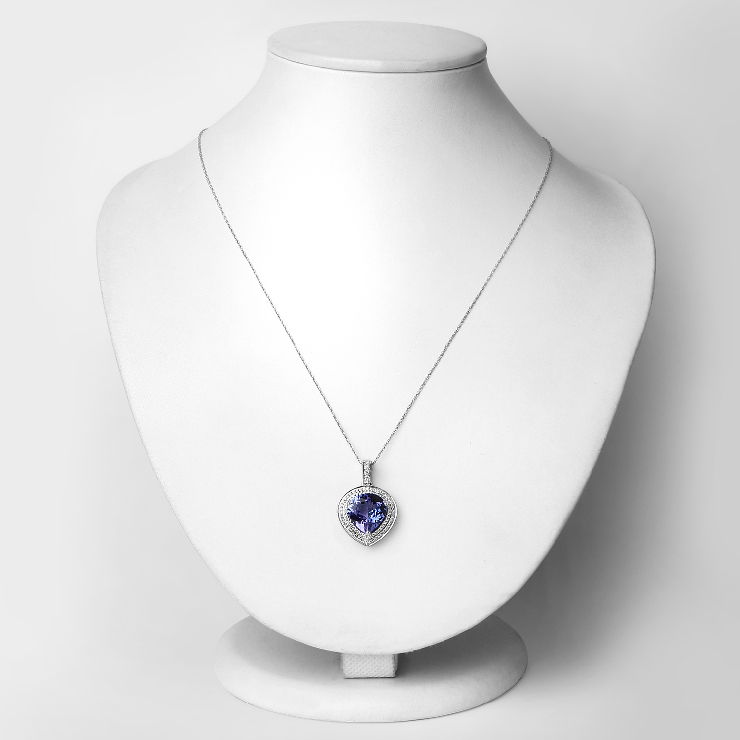 4.48 Carat Genuine Tanzanite and White Diamond 14K White Gold Pendant