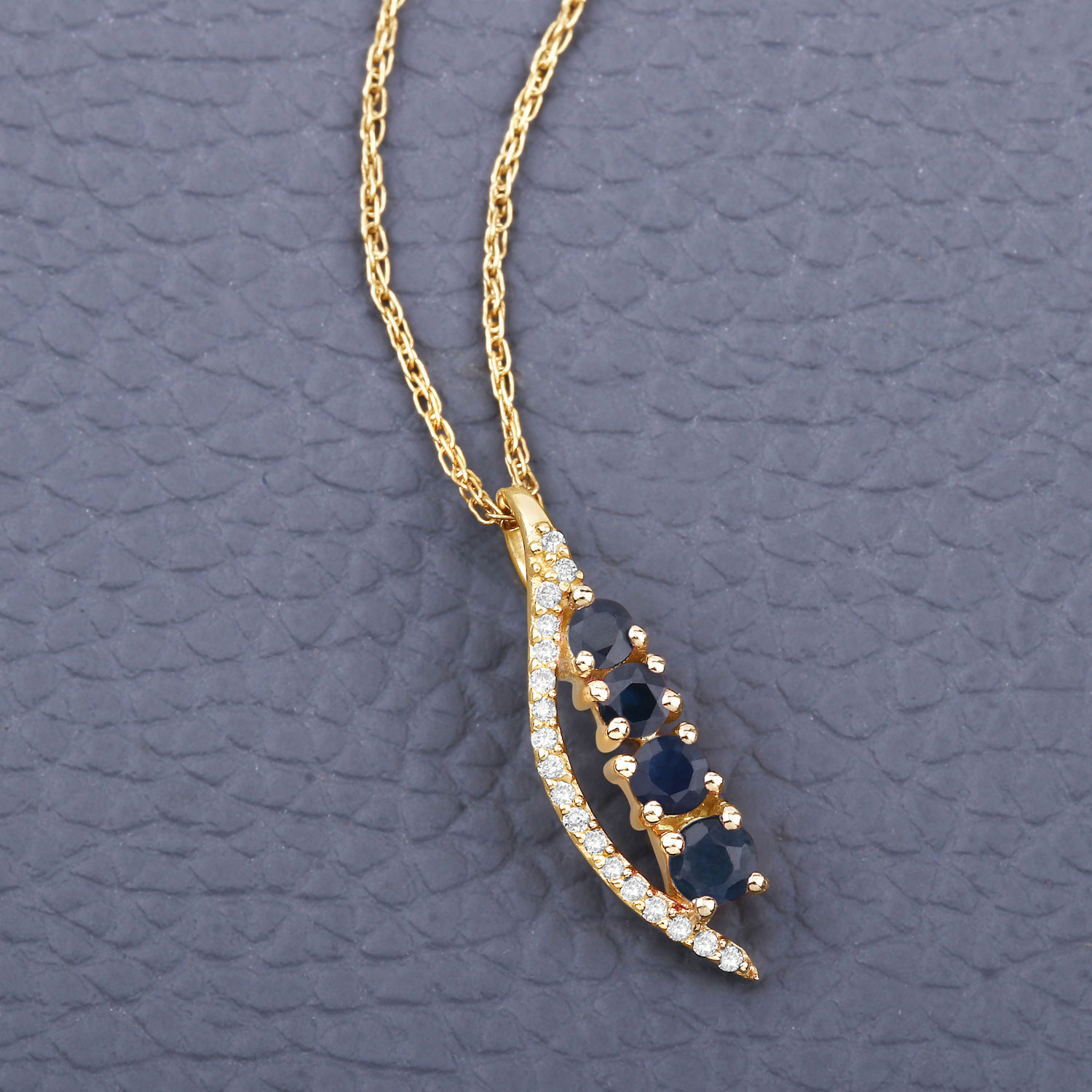 0.40 Carat Genuine Blue Sapphire and White Diamond 14K Yellow Gold Pendant