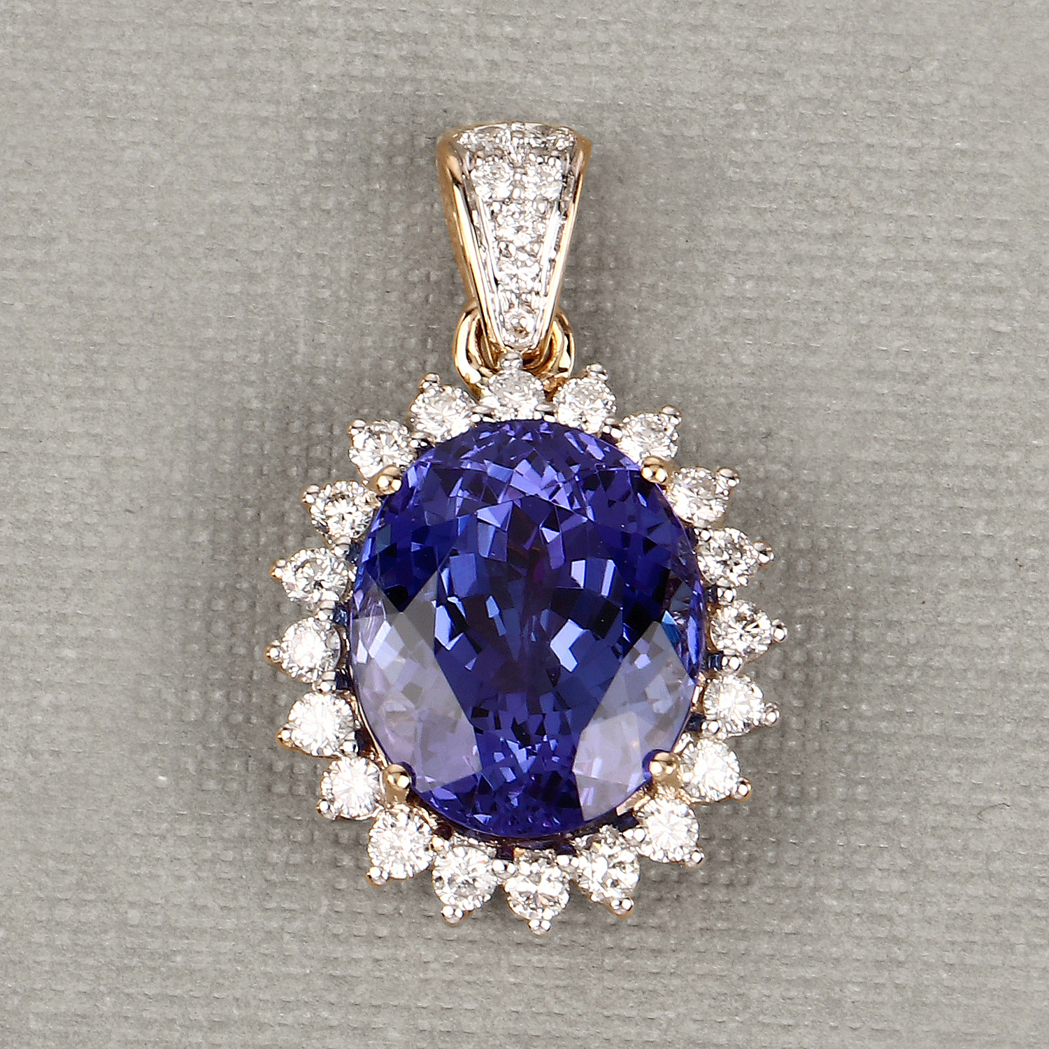 8.29 Carat Genuine Tanzanite and White Diamond 18K Yellow Gold Pendant