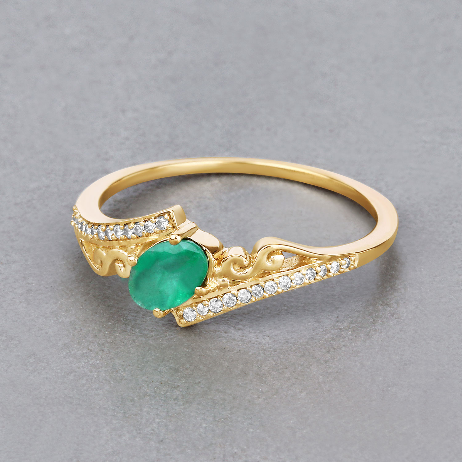 0.51 Carat Genuine Zambian Emerald and White Diamond 14K Yellow Gold Ring