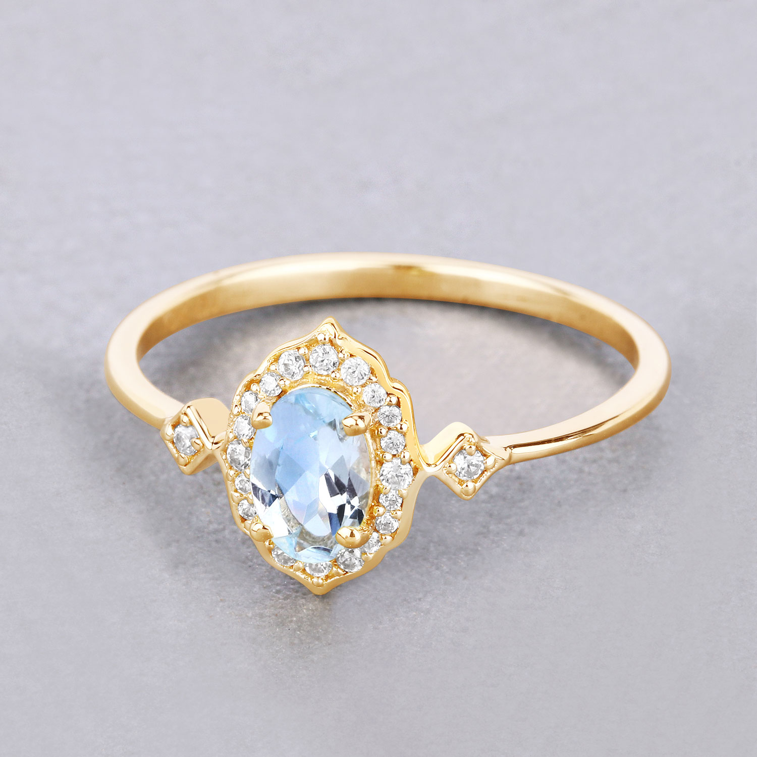 0.44 Carat Genuine Aquamarine and White Diamond 10K Yellow Gold Ring