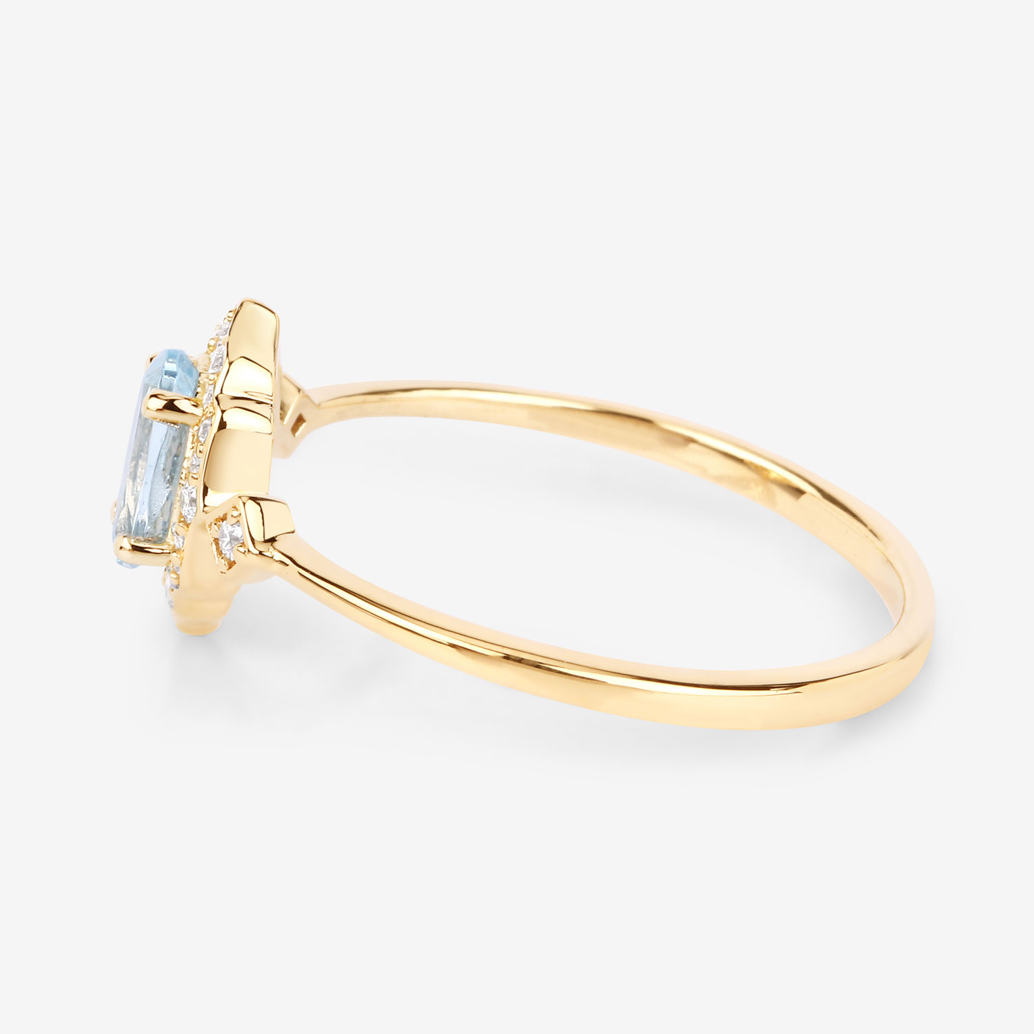 0.44 Carat Genuine Aquamarine and White Diamond 10K Yellow Gold Ring