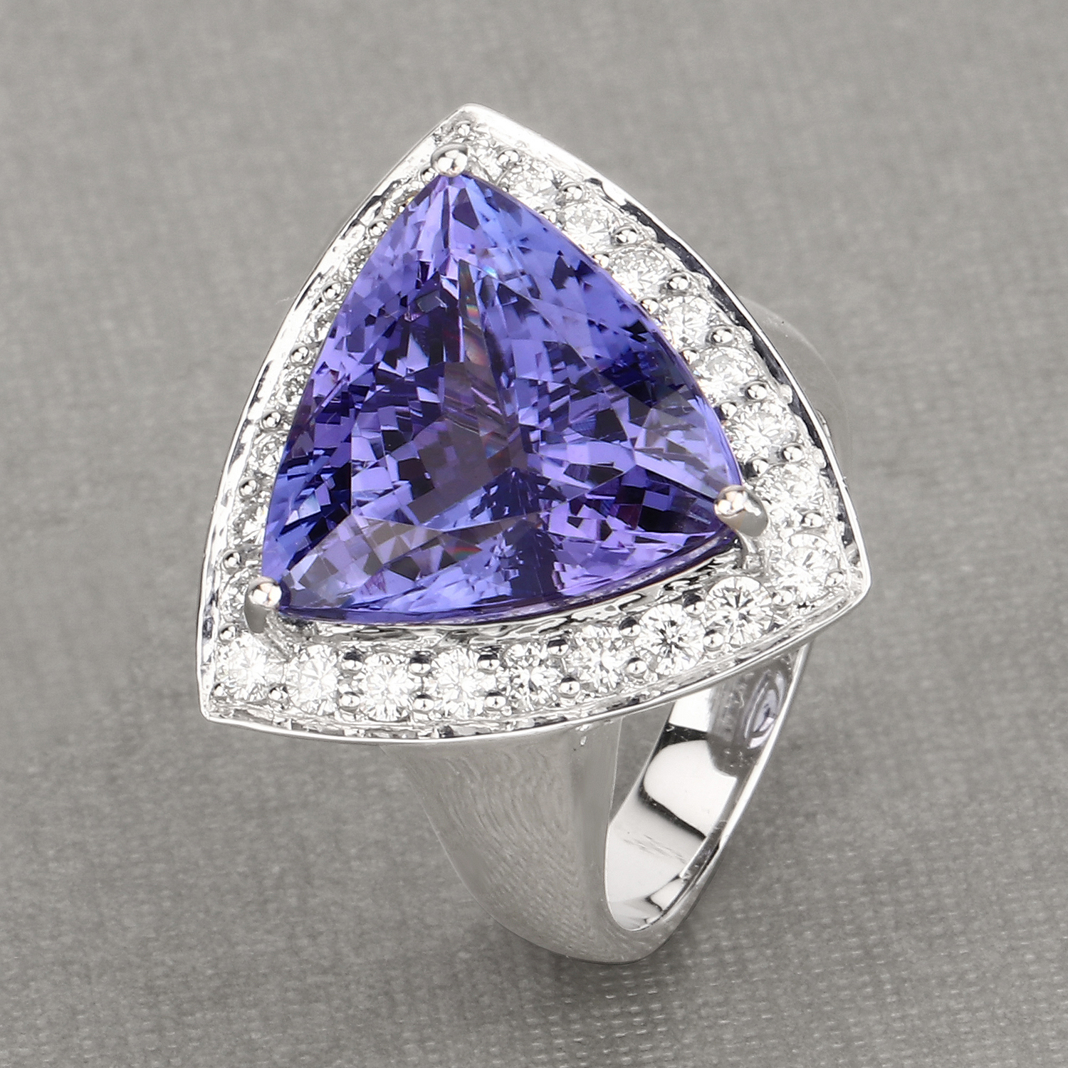16.99 Carat Genuine Tanzanite and White Diamond 18K White Gold Ring