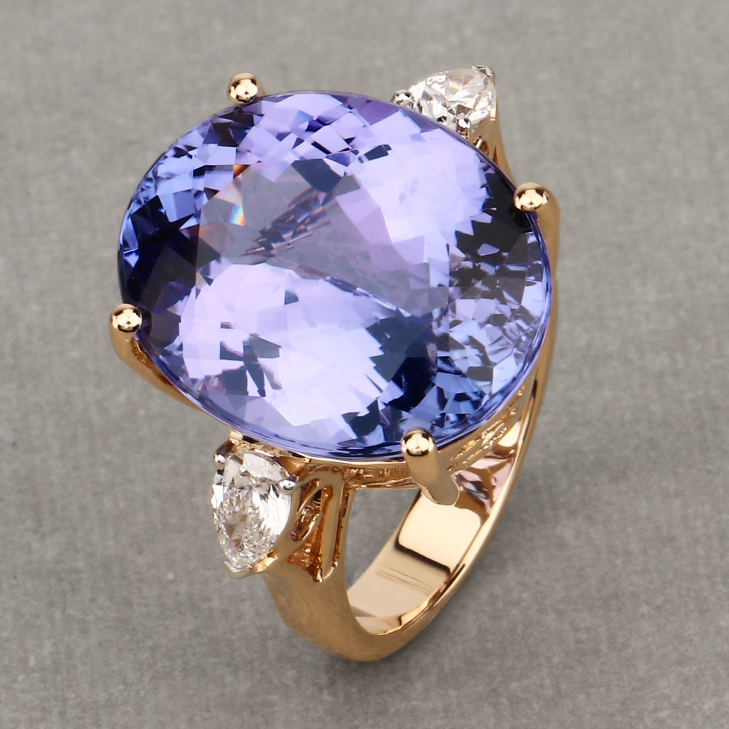 22.95 Carat Genuine Tanzanite and White Diamond 18K Yellow Gold Ring