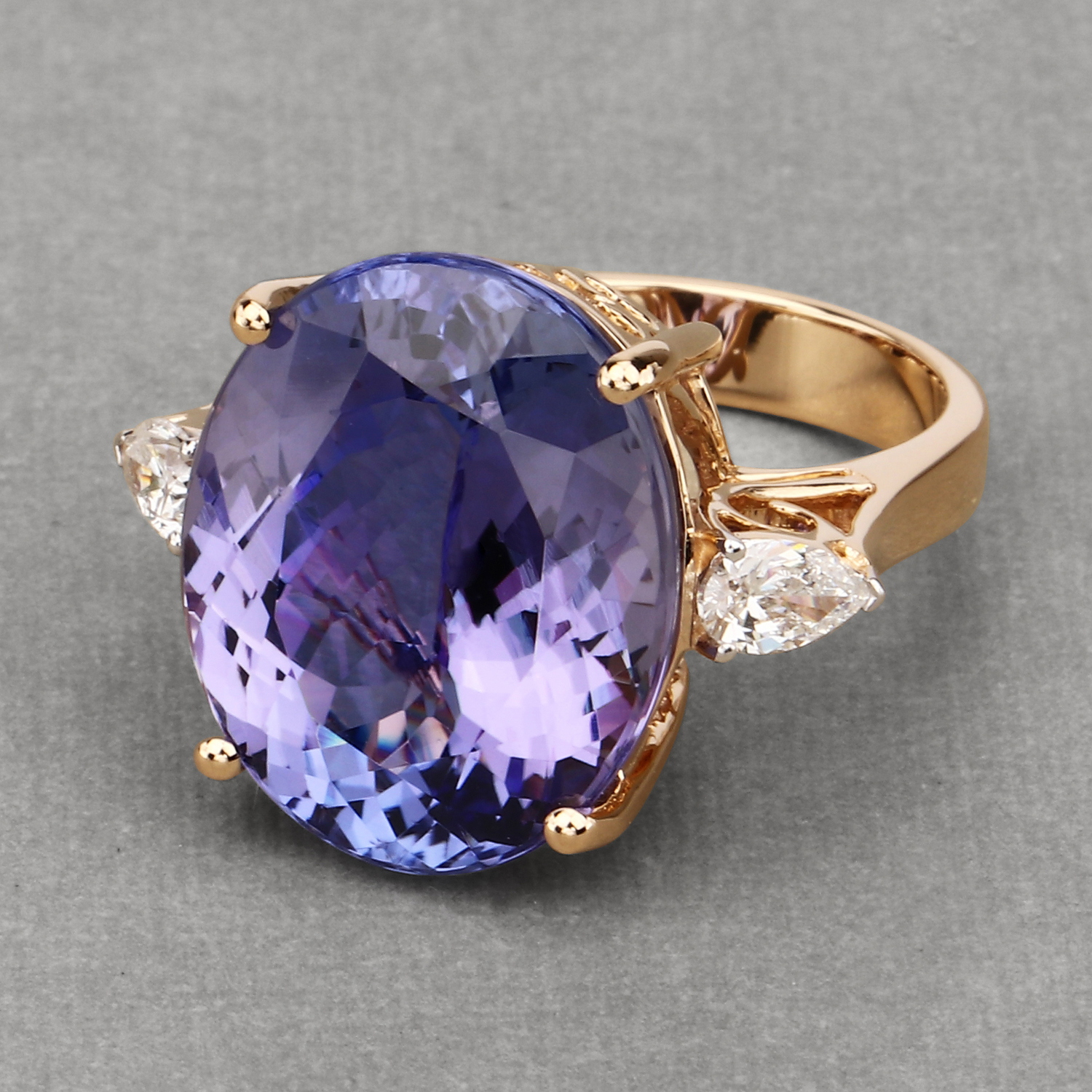 22.95 Carat Genuine Tanzanite and White Diamond 18K Yellow Gold Ring