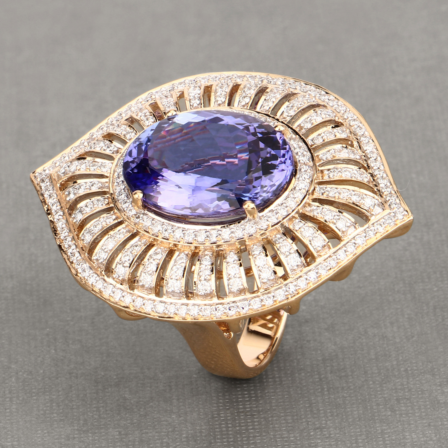 17.85 Carat Genuine Tanzanite and White Diamond 18K Yellow Gold Ring
