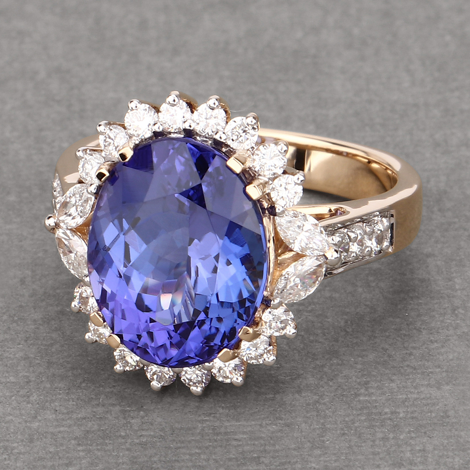 9.46 Carat Genuine Tanzanite and White Diamond 18K Yellow Gold Ring