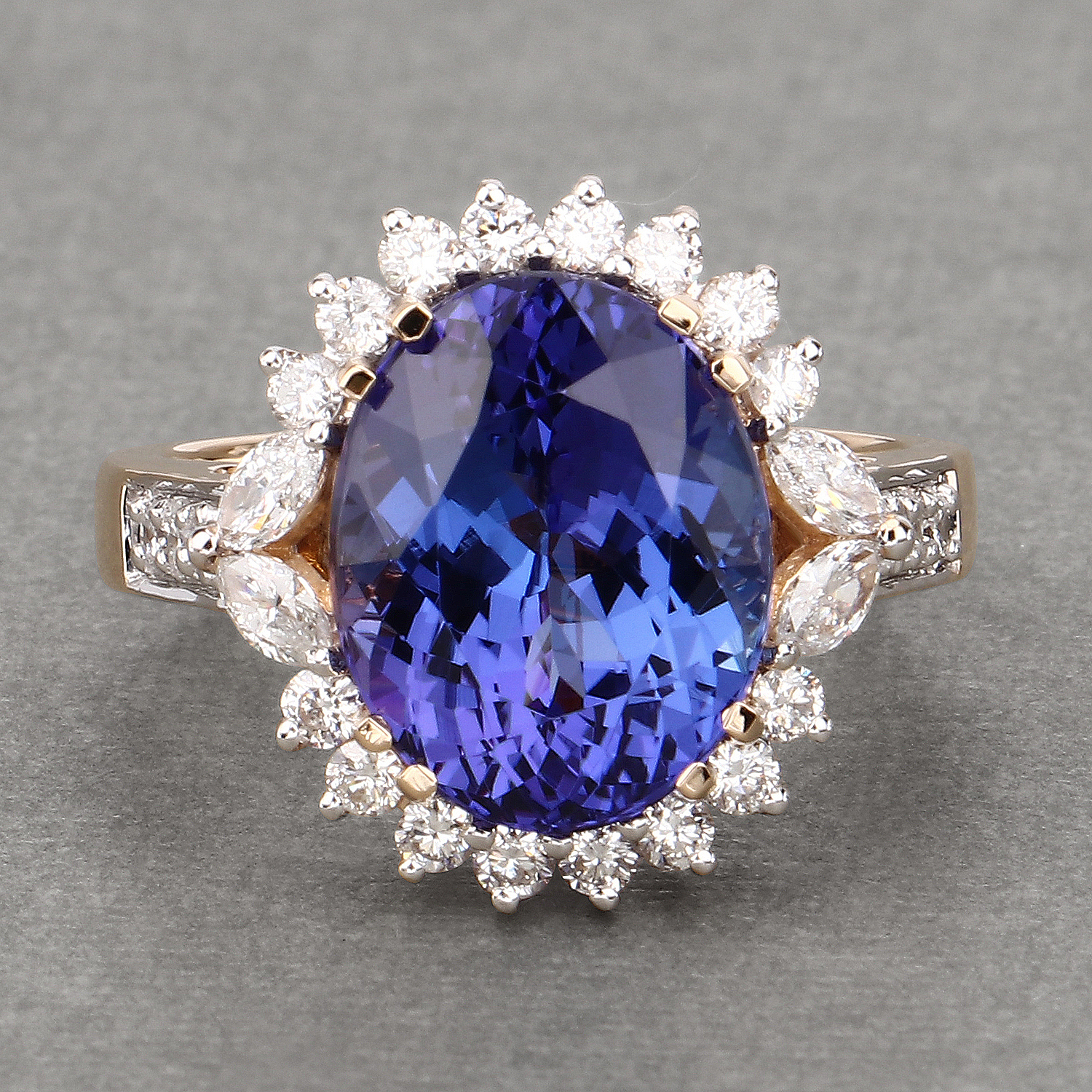 9.46 Carat Genuine Tanzanite and White Diamond 18K Yellow Gold Ring