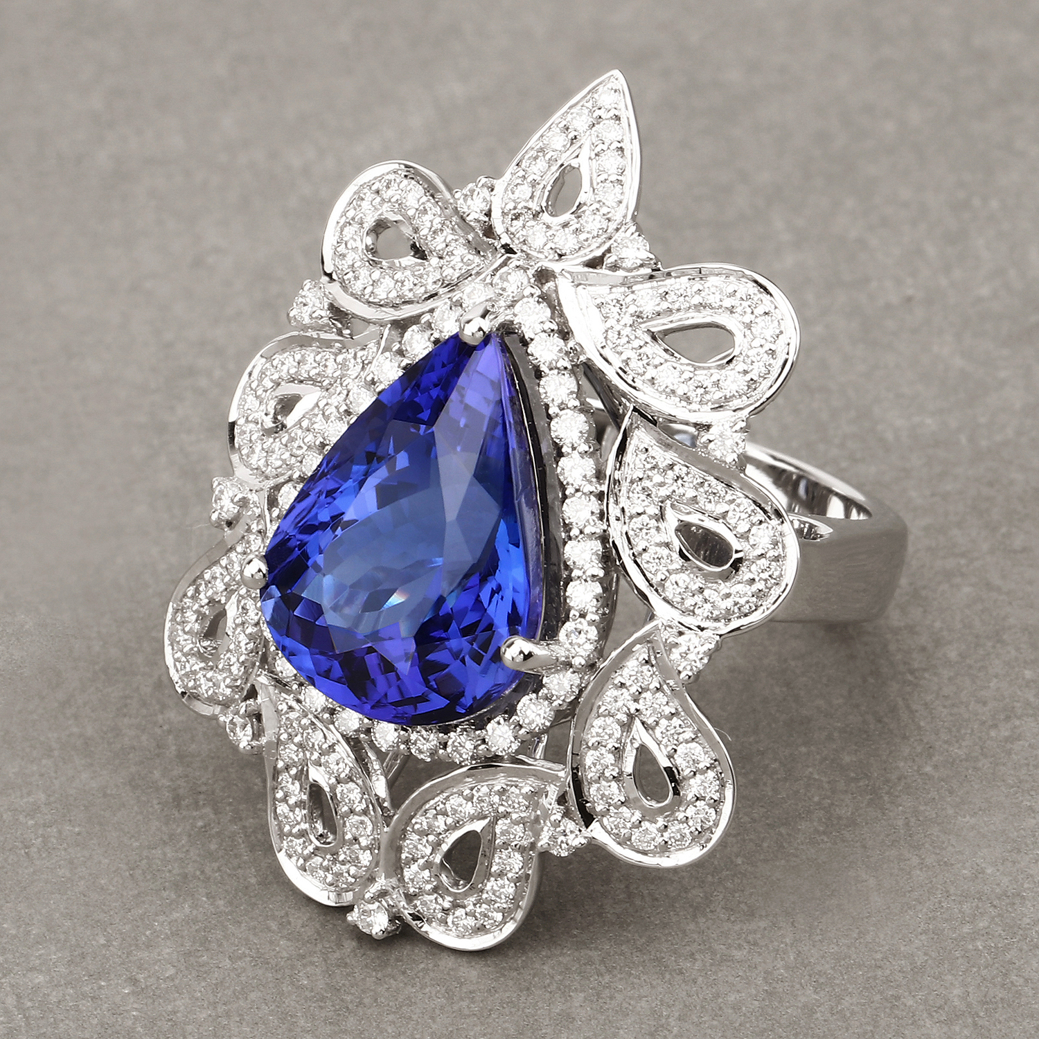 11.68 Carat Genuine Tanzanite and White Diamond 18K White Gold Ring