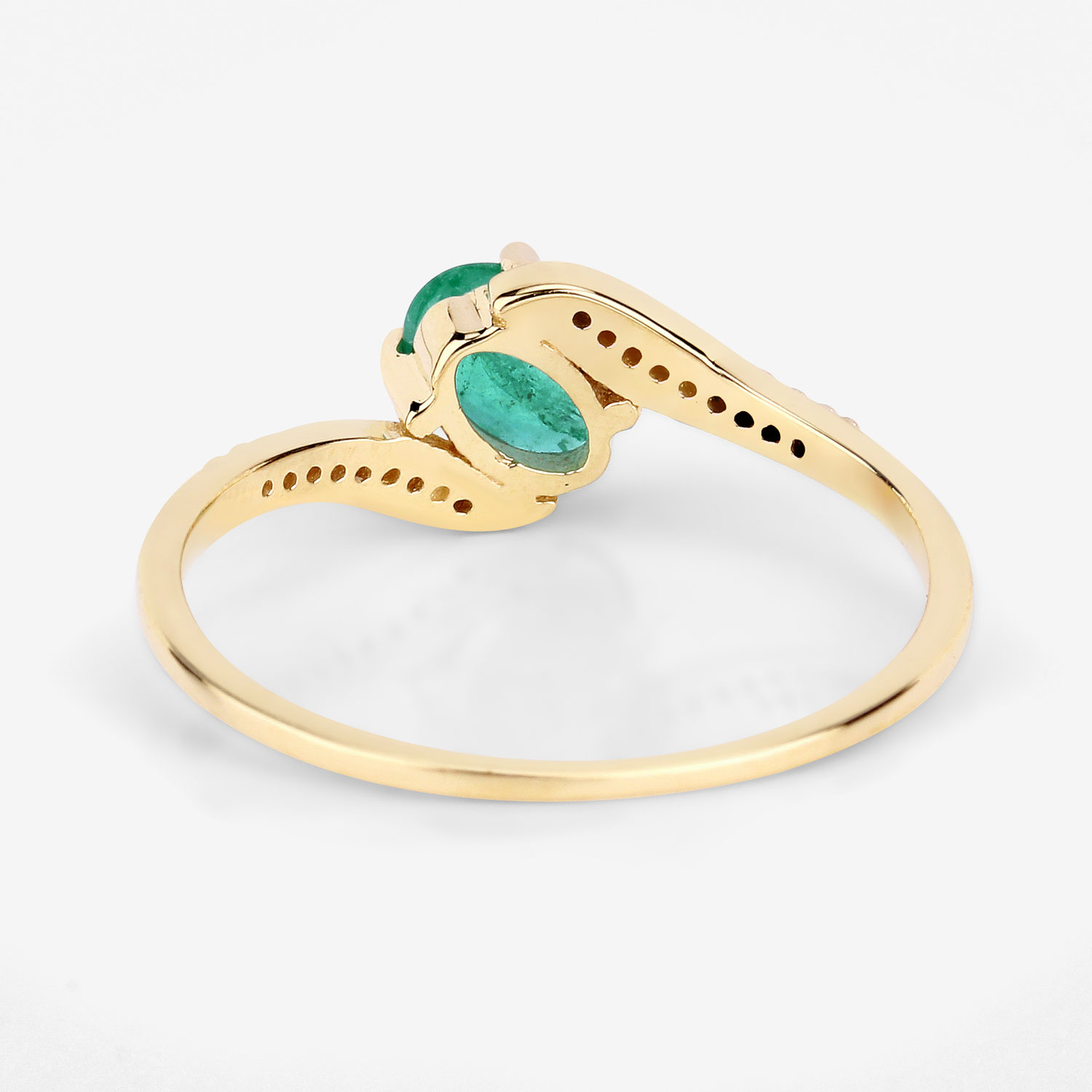 0.49 Carat Genuine Zambian Emerald and White Diamond 14K Yellow Gold Ring