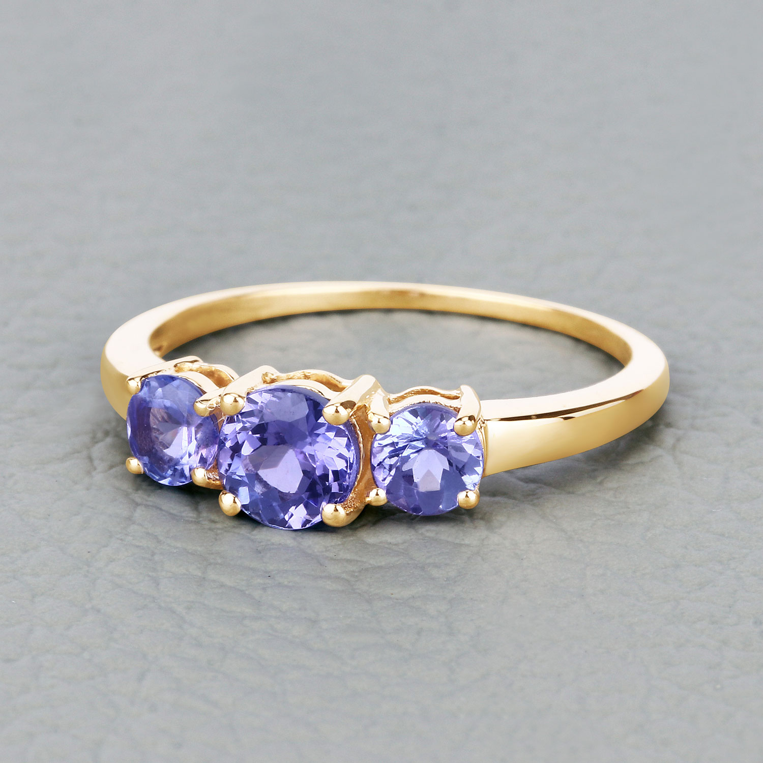 0.93 Carat Genuine Tanzanite 14K Yellow Gold Ring