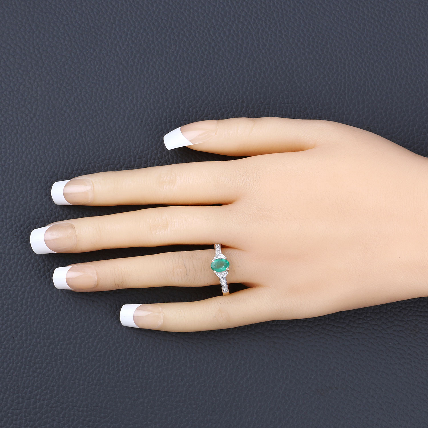 0.82 Carat Genuine Zambian Emerald and White Diamond 14K Yellow Gold Ring