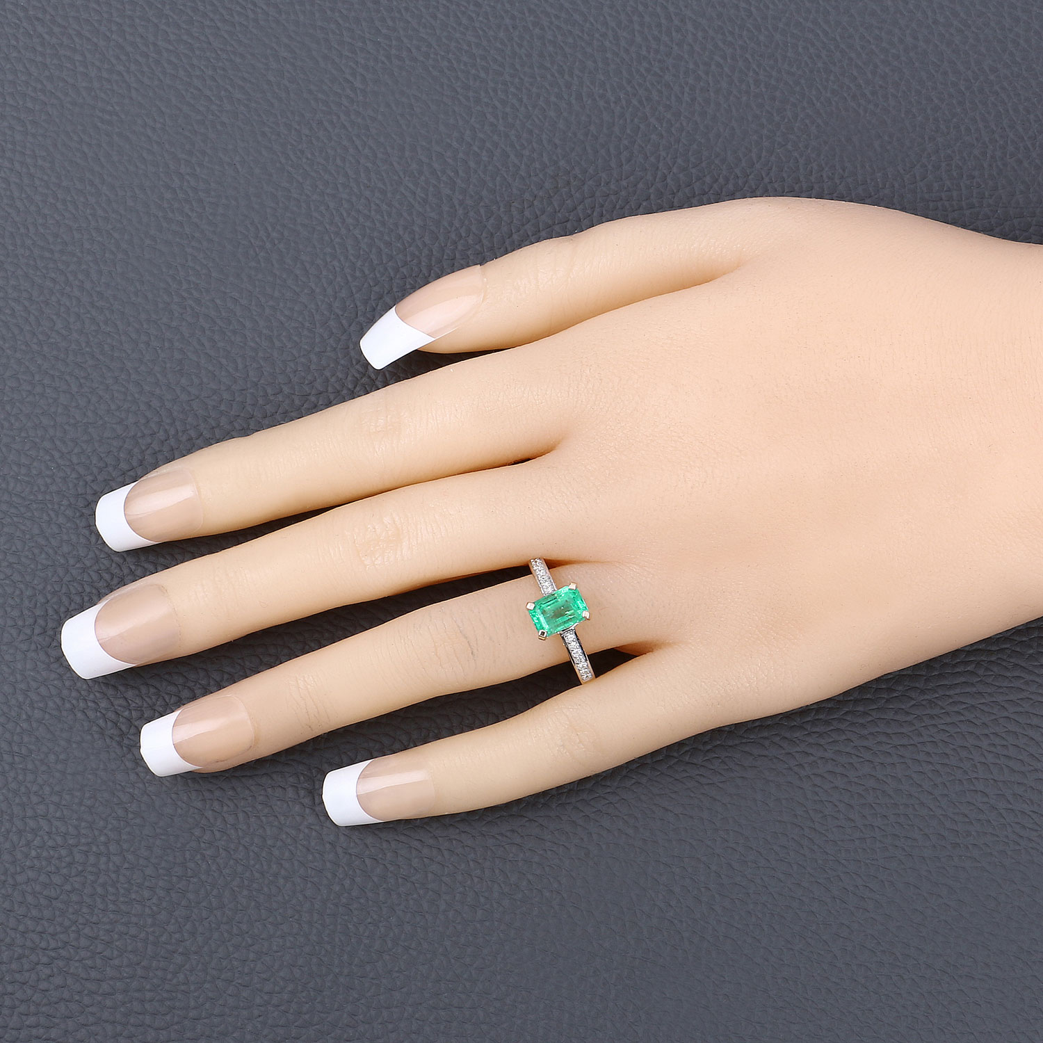 1.83 Carat Genuine Ethiopian Emerald and White Diamond 14K Yellow Gold Ring