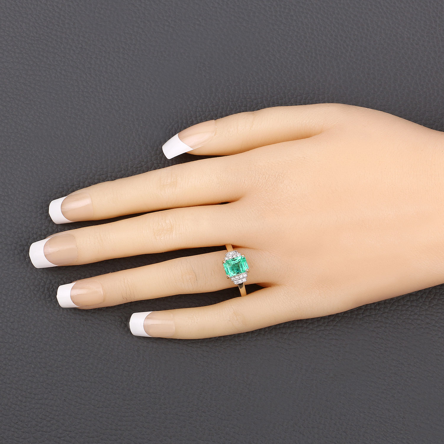 1.61 Carat Genuine Ethiopian Emerald and White Diamond 14K Yellow Gold Ring