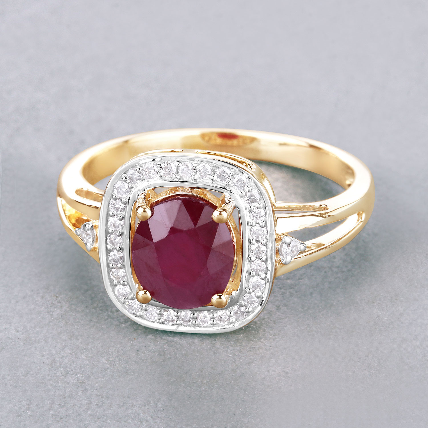 1.67 Carat Genuine Ruby and White Diamond 14K Yellow Gold Ring