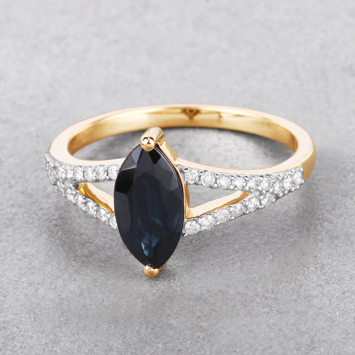 1.50 Carat Genuine Blue Sapphire and White Diamond 14K Yellow Gold Ring