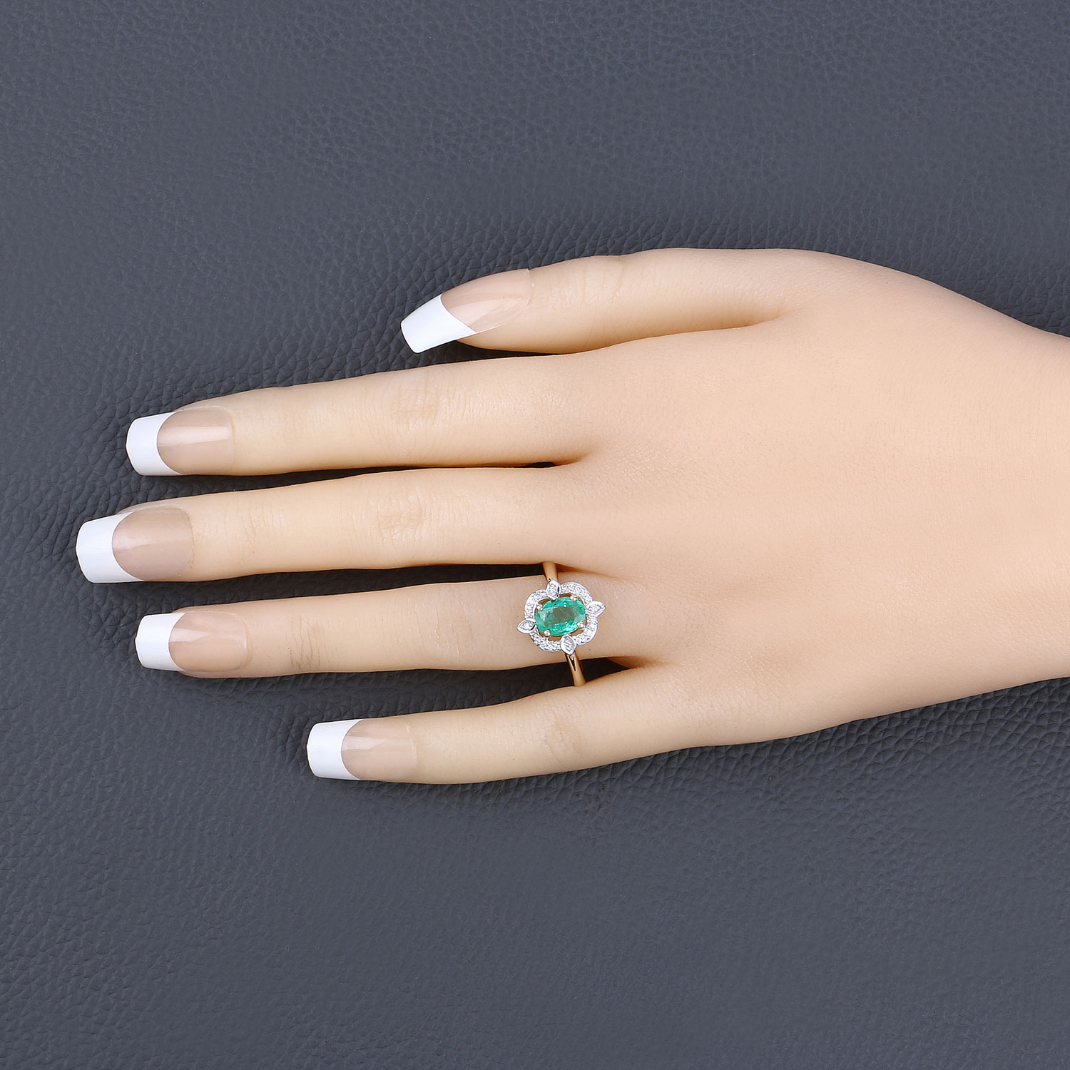 0.91 Carat Genuine Zambian Emerald and White Diamond 14K Yellow Gold Ring