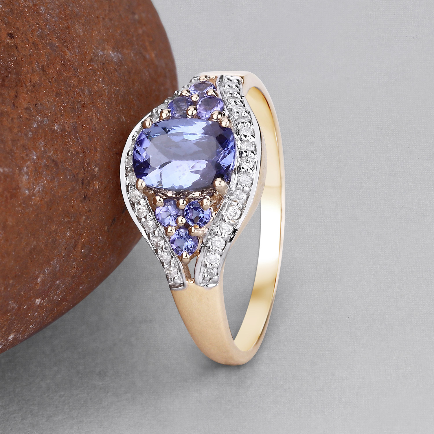 1.46 Carat Genuine Tanzanite and White Zircon 14K Yellow Gold Ring