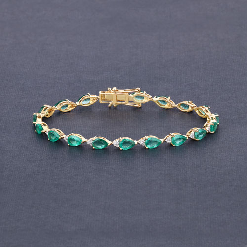 6.91 Carat Genuine Zambian Emerald and White Diamond 18K Yellow Gold Bracelet