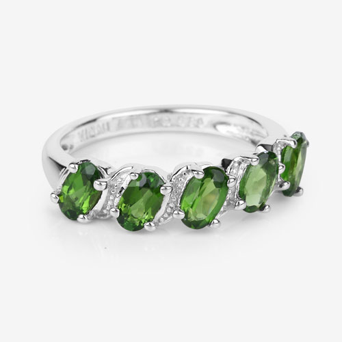 1.10 Carat Genuine Chrome Diopside .925 Sterling Silver Ring