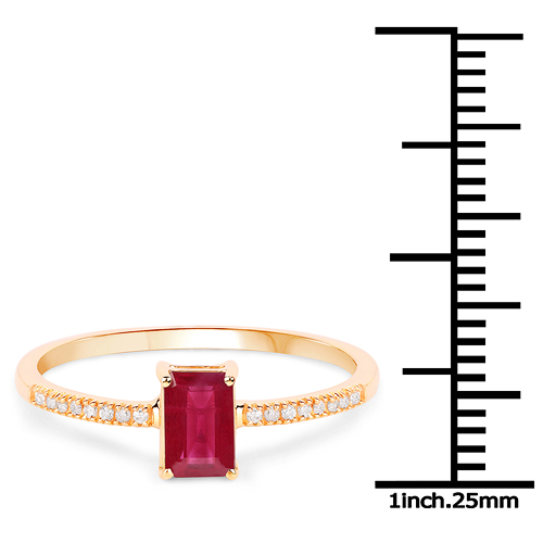 0.70 Carat Genuine Ruby and White Diamond 18K Yellow Gold Ring