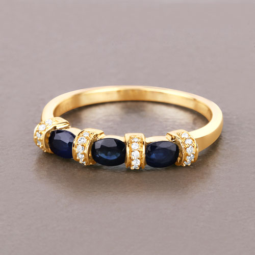 0.67 Carat Genuine Blue Sapphire and White Diamond 14K Yellow Gold Ring