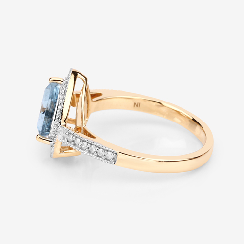 1.58 Carat Genuine Aquamarine and White Diamond 14K Yellow Gold Ring